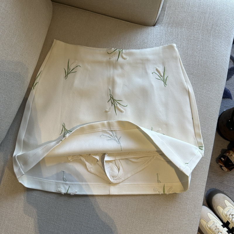 實拍 重工刺繡半身裙女2026新款高腰顯瘦a字包臀裙防走光內襯短裙