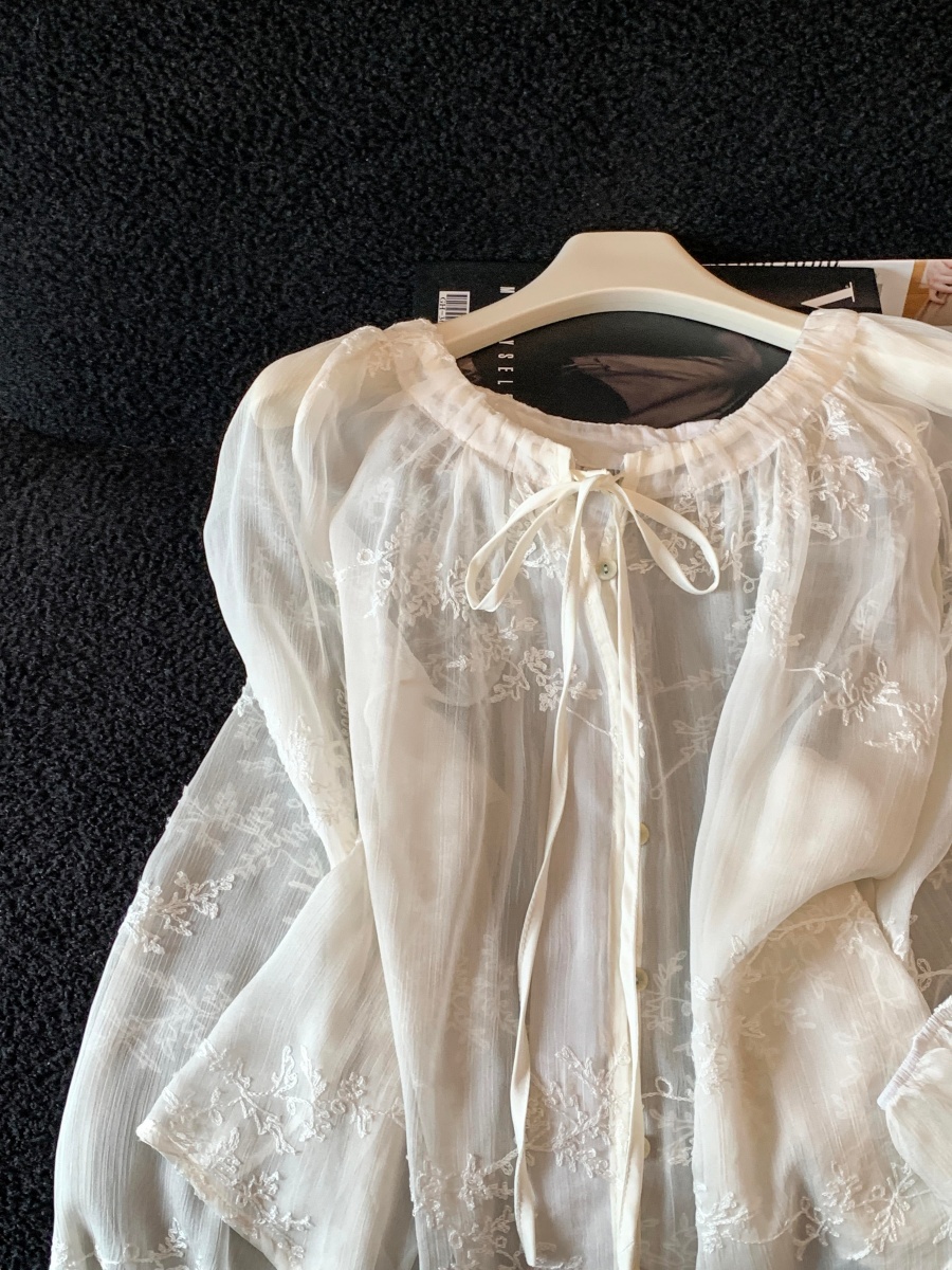 法式甜美刺繡蝴蝶結系帶蕾絲衫女2026春夏溫柔風氣質顯瘦防曬上衣