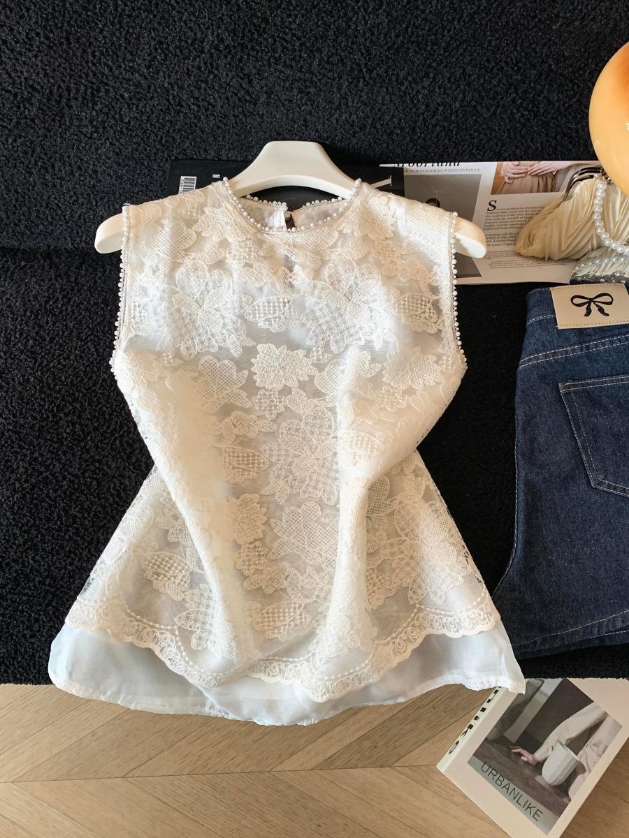 實拍釘珠蕾絲刺繡無袖襯衫女夏季2026新款新中式假兩件背心娃娃衫
