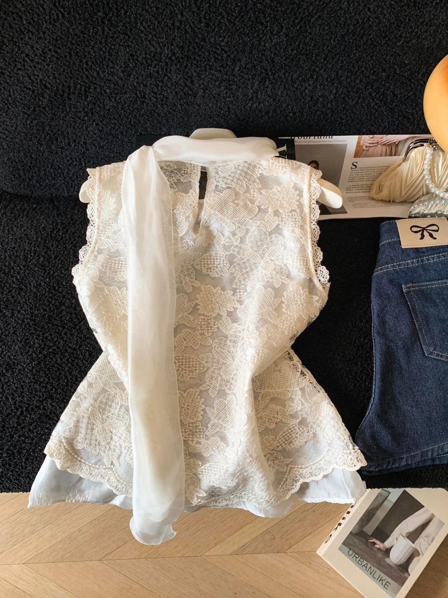 實拍重工假兩件掛脖無袖上衣女夏季外穿薄款獨特高級感鉤花蕾絲衫