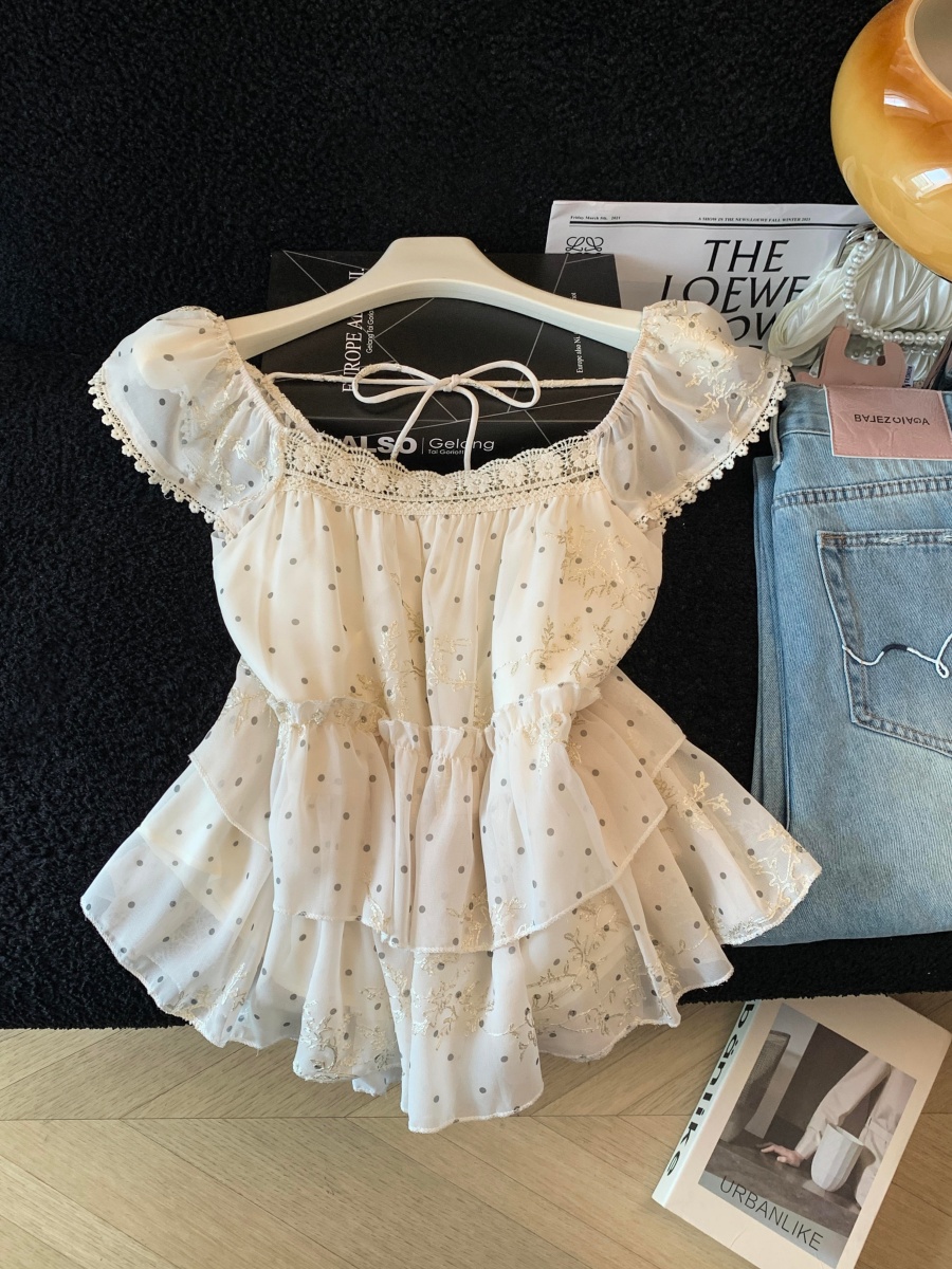 韓系夏款甜美洋氣精致拼接波點刺繡蕾絲邊文藝方領飛飛袖小衫女