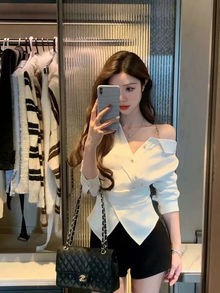 MY15525# 韩系链条吊带白色衬衫上衣女设计感V领露肩长袖收腰衬衣女裝...