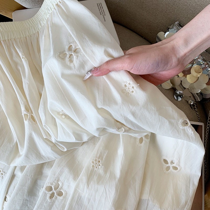 白色鏤空刺繡半身裙女夏季2026新款高腰遮胯A字大擺傘裙氣質長裙