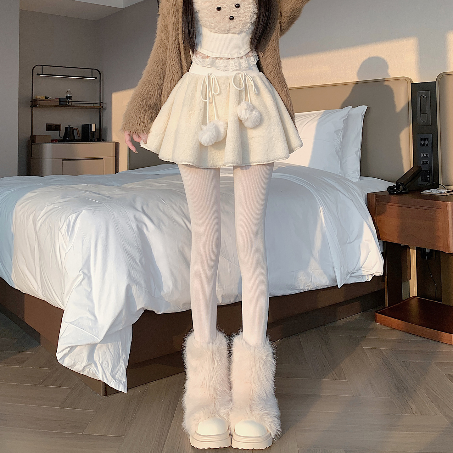 實拍毛絨短裙女秋冬新款小個子高腰顯瘦休閑防走光a字辣妹半身裙