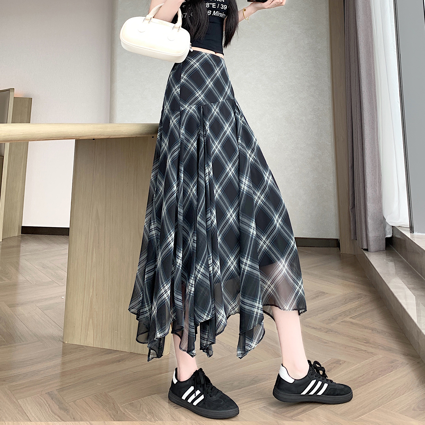 實拍格紋雪紡半身裙女2026春夏新款垂感不規則大擺顯瘦中長a字裙