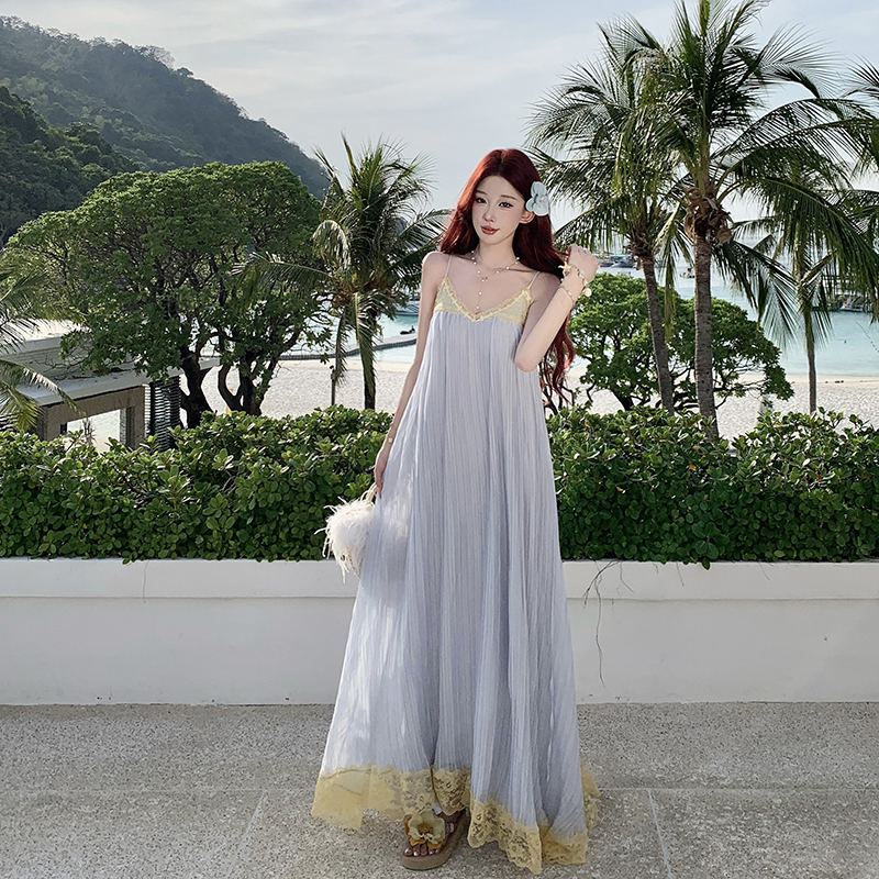 絕美海島穿搭度假風藍色復古蕾絲吊帶連衣裙女褶皺設計感超仙長裙
