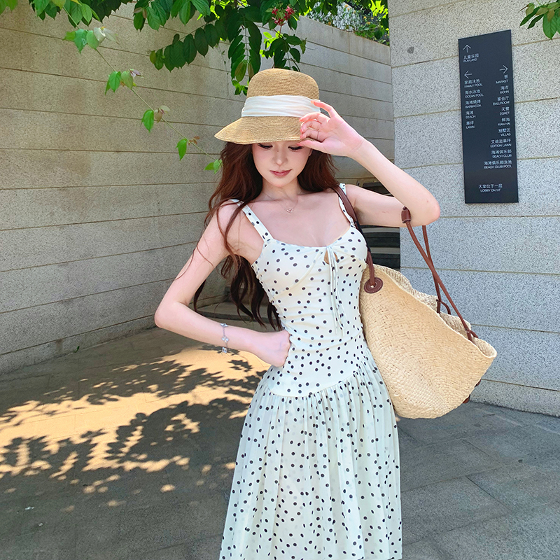 實拍波點復古收腰網紗吊帶連衣裙女夏長款露背度假裙