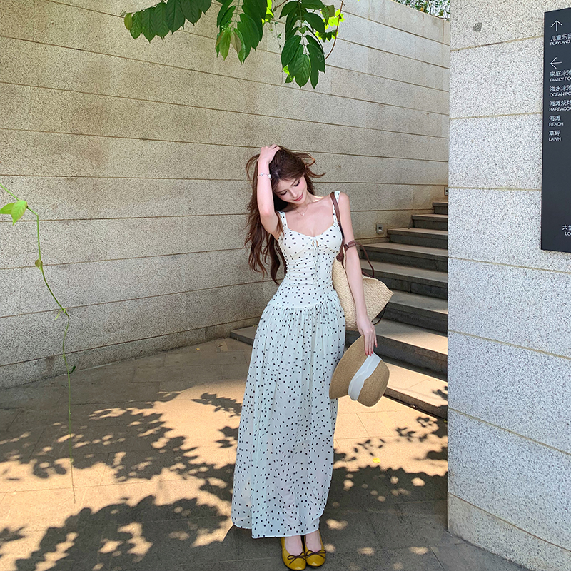 實拍波點復古收腰網紗吊帶連衣裙女夏長款露背度假裙