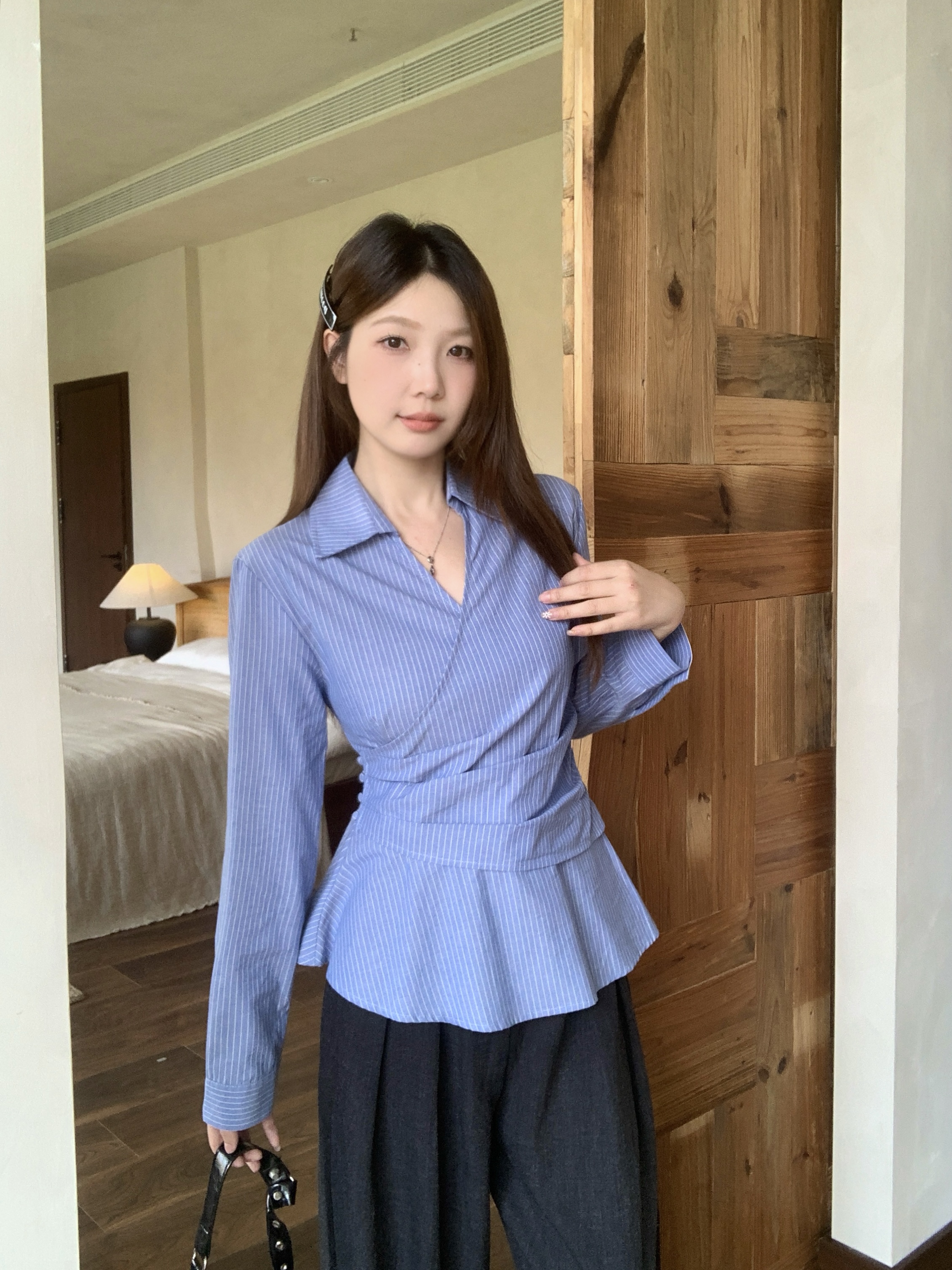MY13838# 女裝貨源大码胖MM秋季新款韩系侧边纽扣收腰显瘦衬衫条纹百...