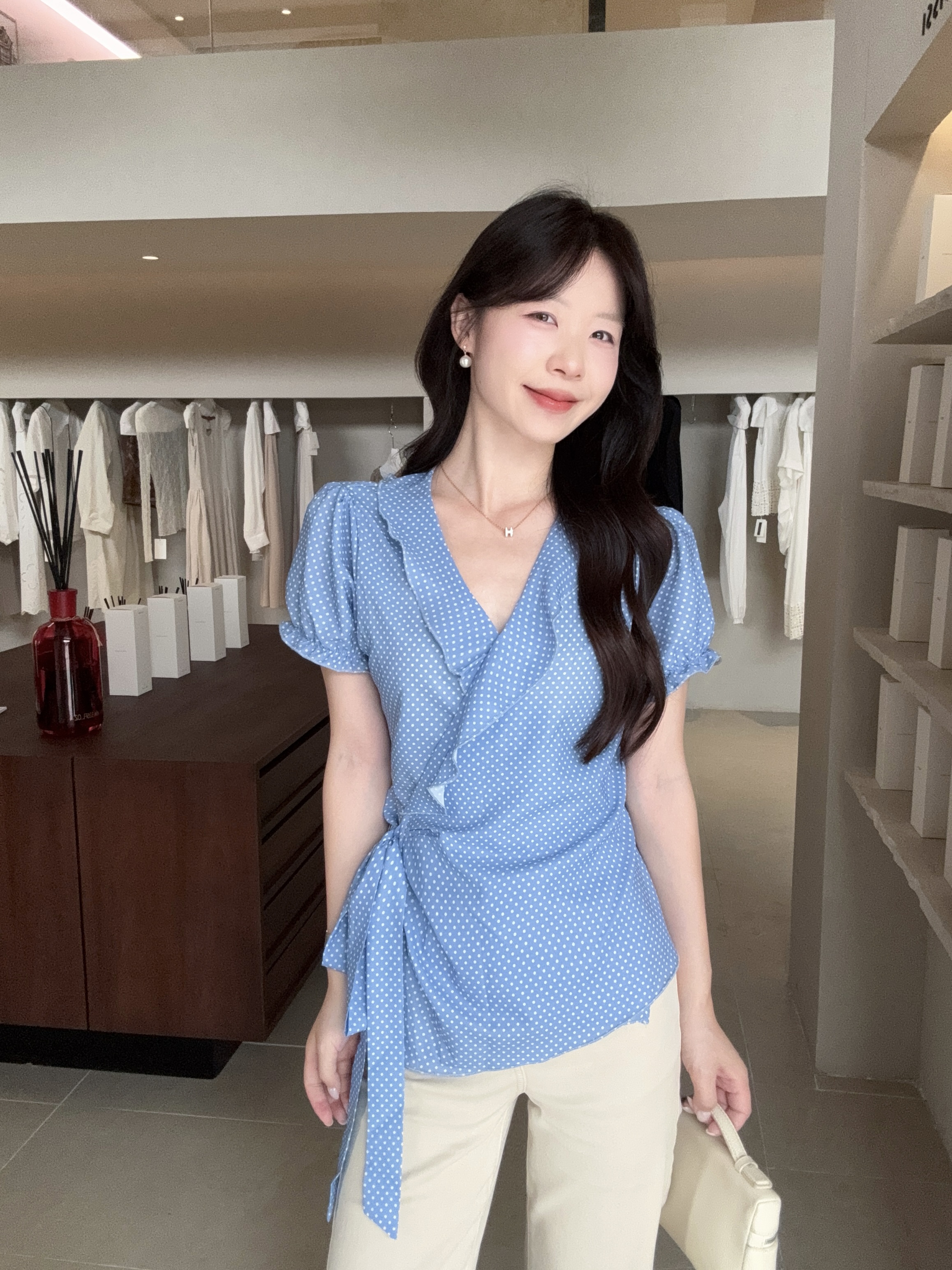 RY7276# 实拍 大码韩系设计感V领波点衬衫夏季绑带收腰显瘦温柔减龄上...
