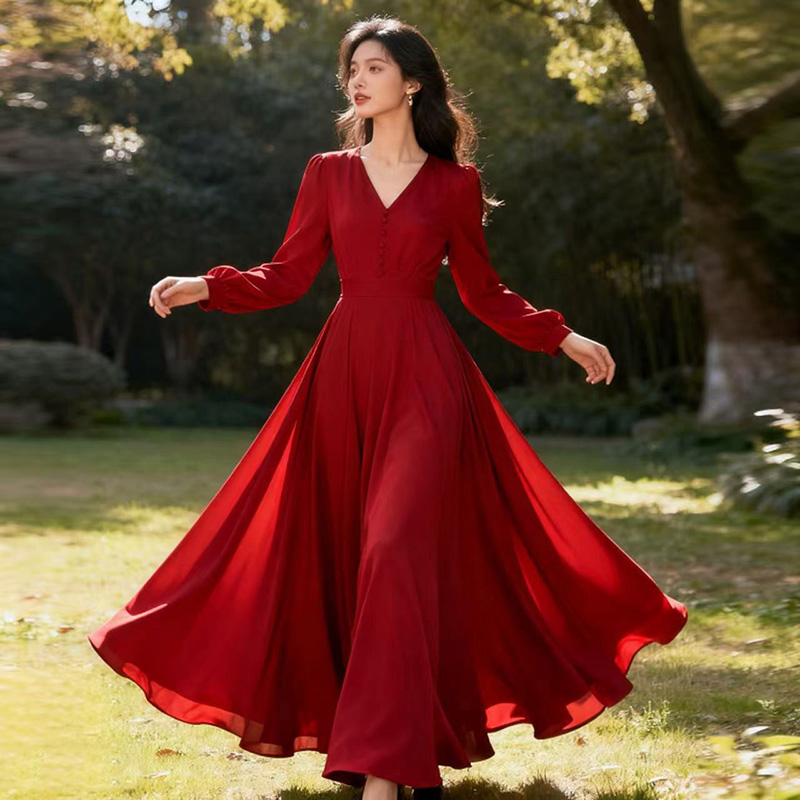 MY17151# 多巴胺超仙气质长款连衣裙女2025秋季新款海边度假红色沙...