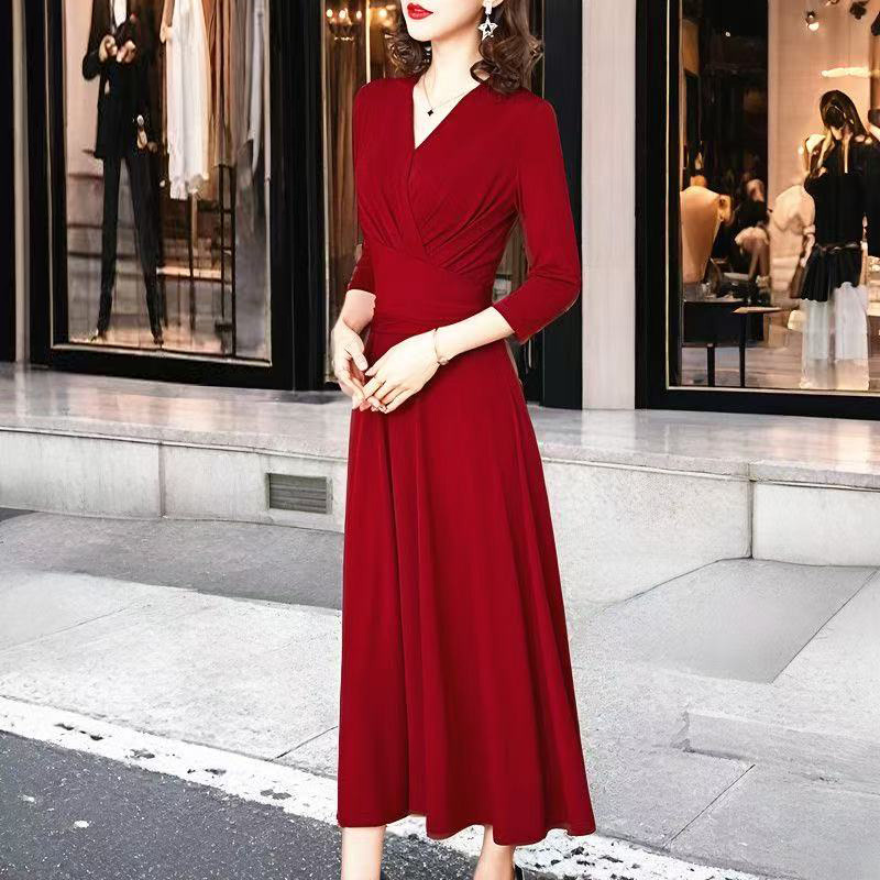 MY17155# 新款优雅V领气质显瘦红色连衣裙宴会礼服过膝a字女裝貨源服裝批發