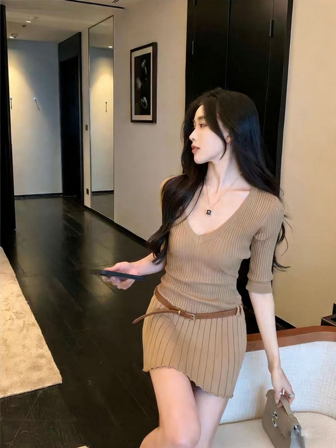 MY16464# 纯欲性感V领中袖腰带连衣裙女辣妹复古修身显瘦气质百褶针织...