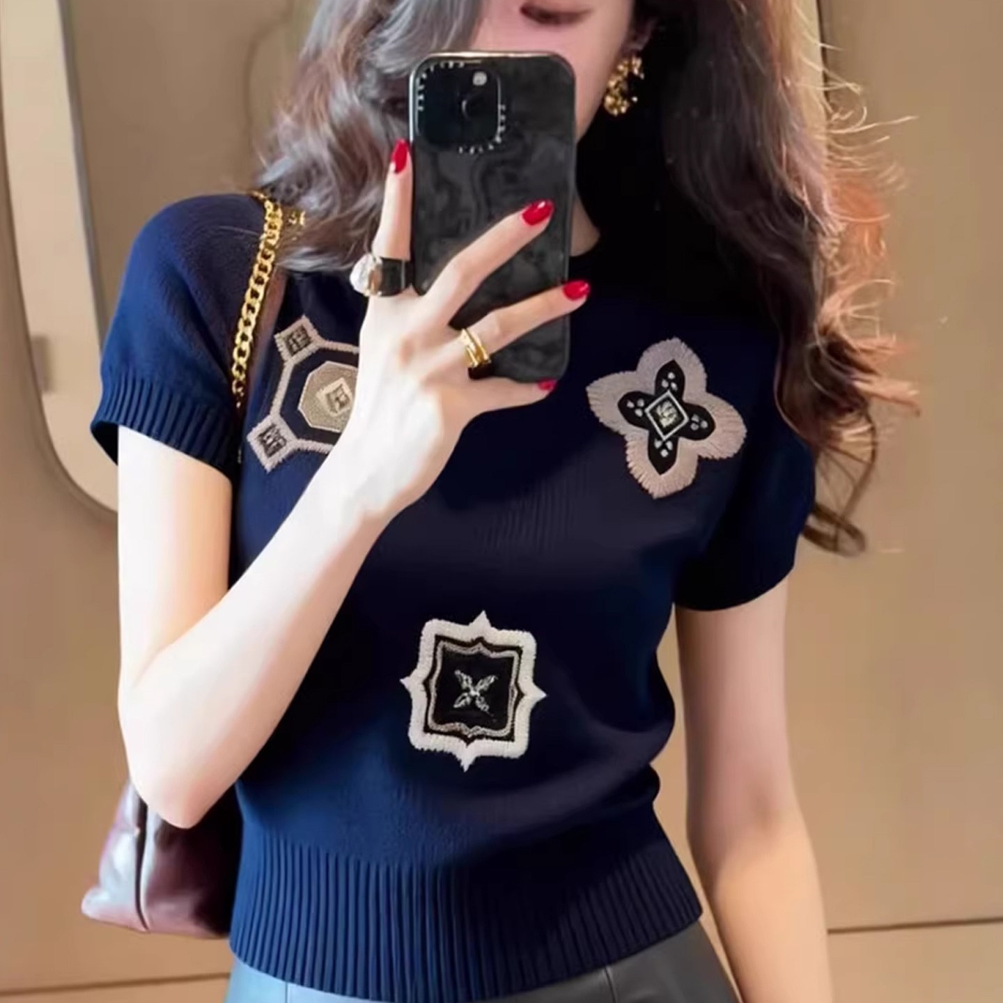 時髦藏藍色印花短袖針織衫女2026春夏新款修身顯瘦t恤打底衫上衣