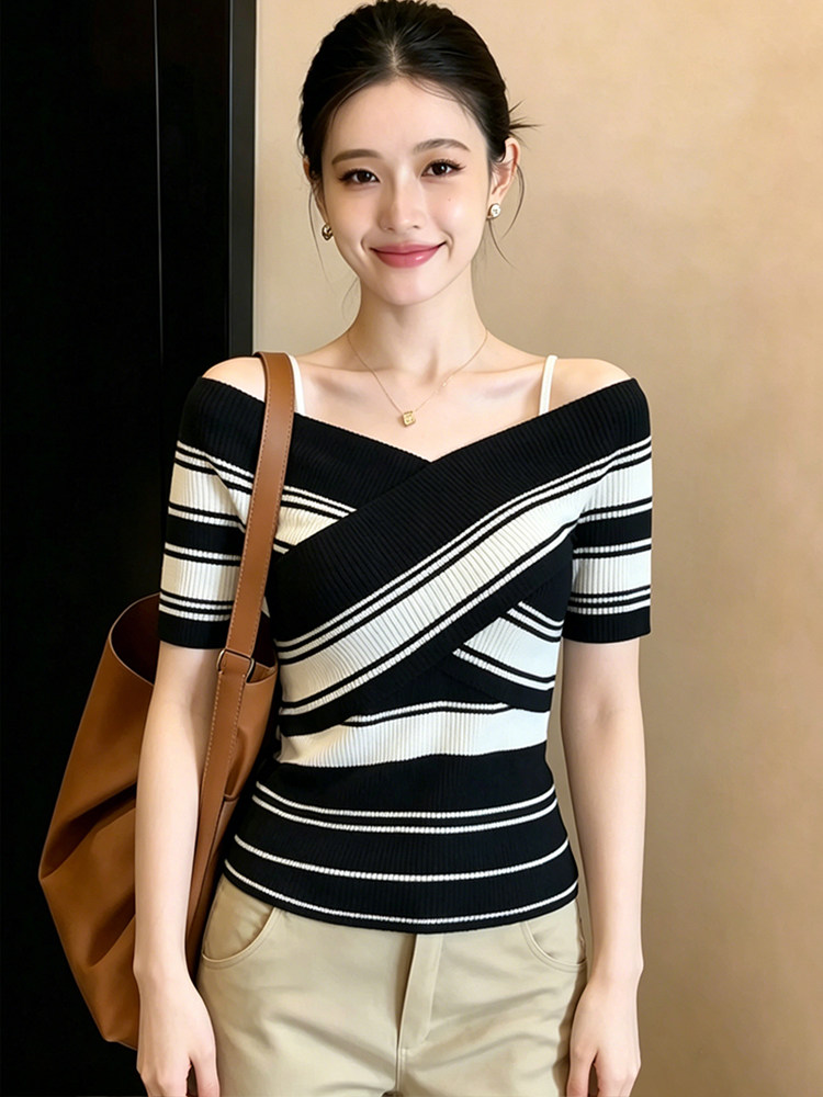 純欲風性感一字肩短袖針織衫女2026新款夏季修身顯瘦休閑短款上衣