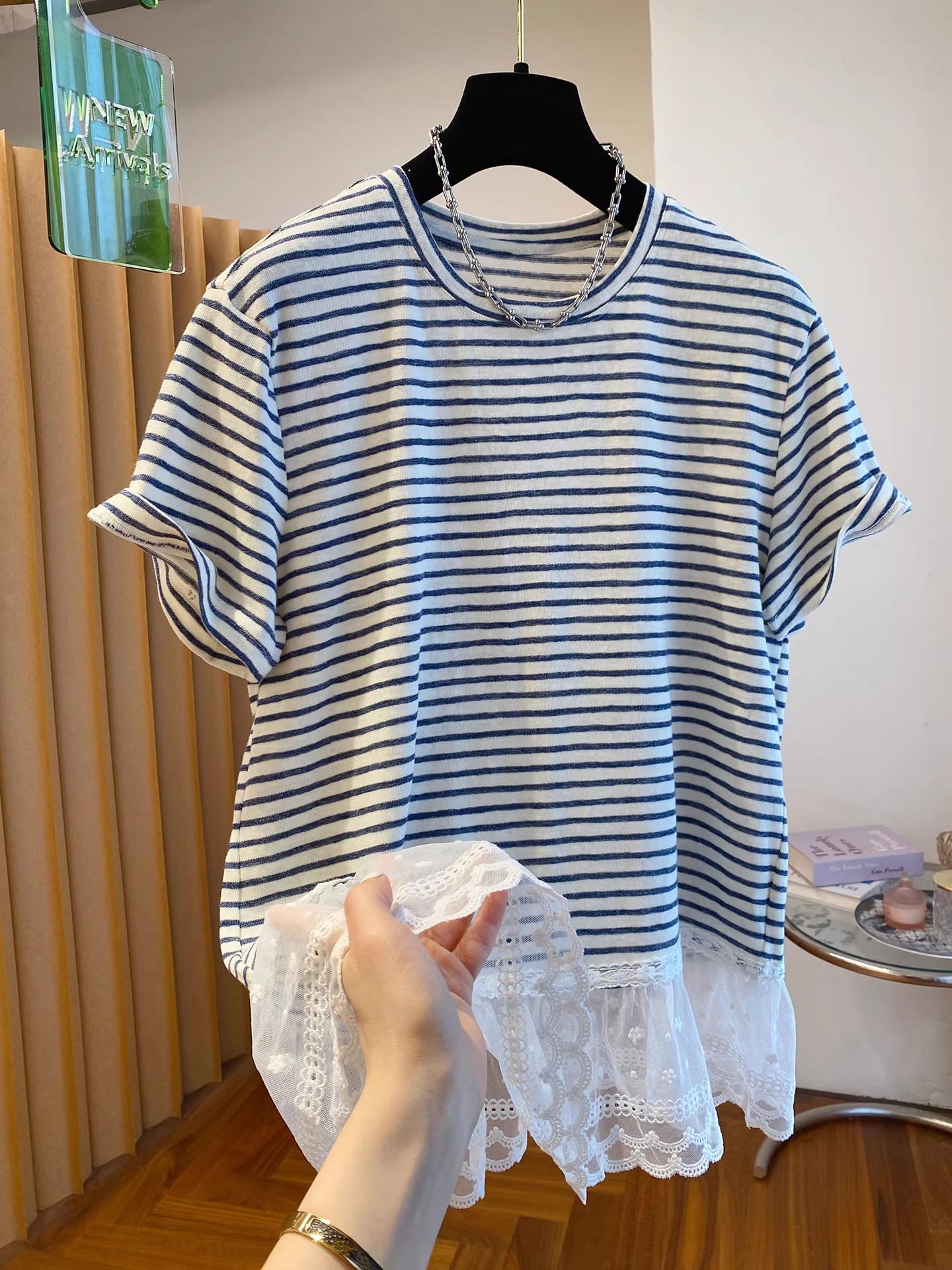 原版質量特大碼300斤純色條紋拼接蕾絲短袖t恤女