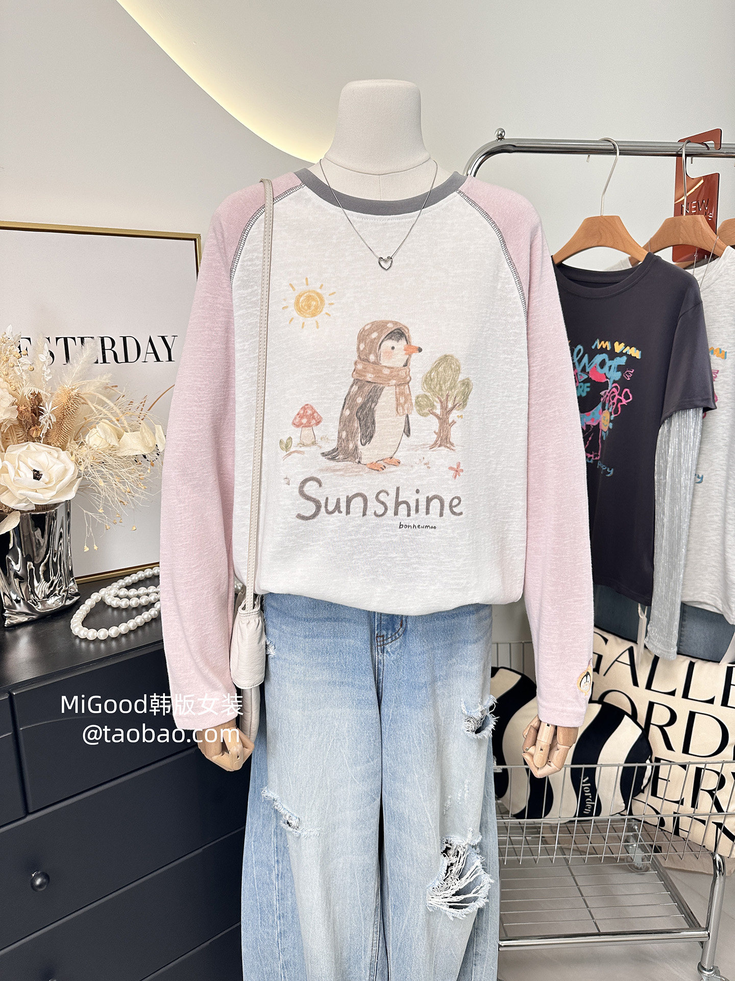 左袖刺繡+索羅娜領口+雪花棉特大碼200斤插肩t恤女