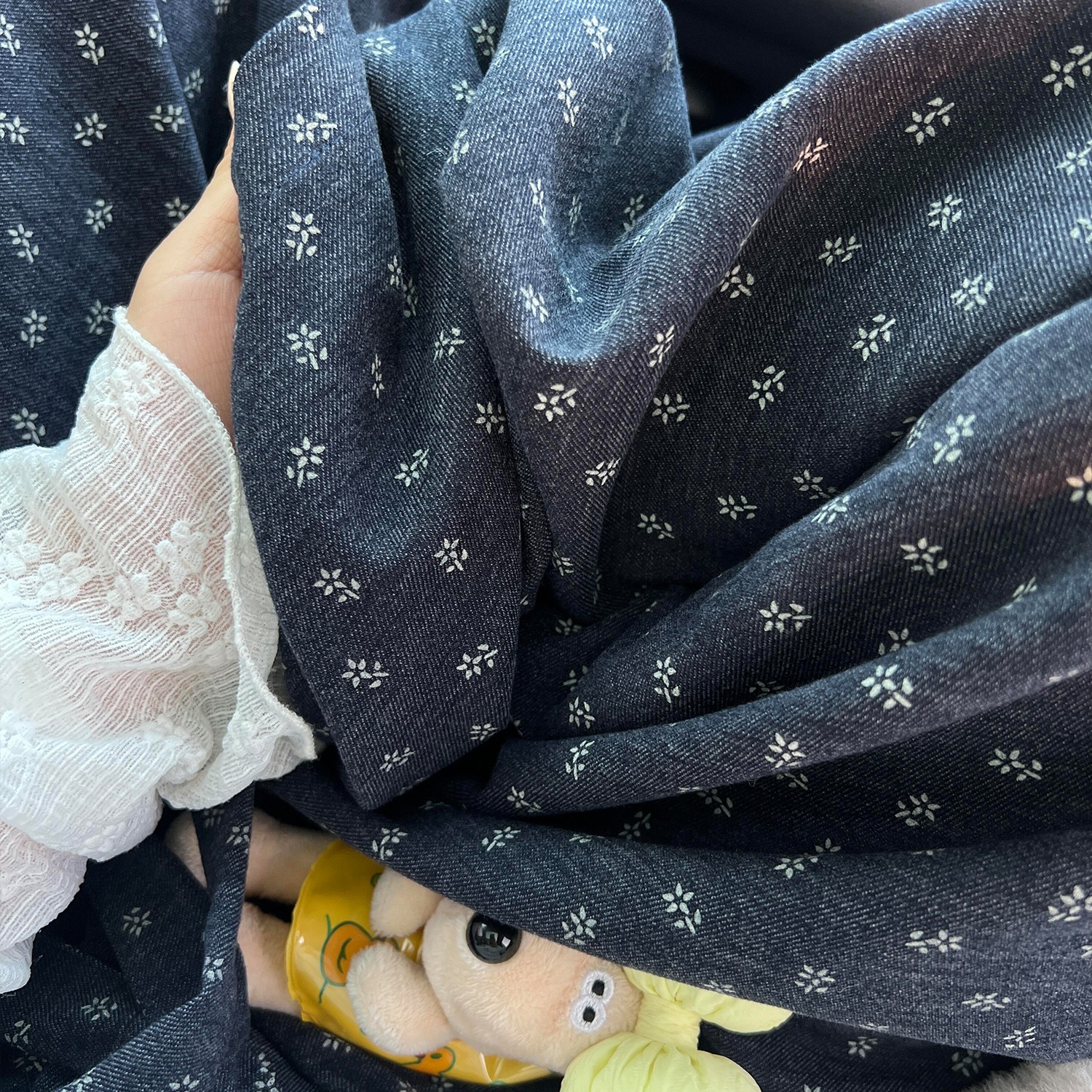 秋冬爆火的韓系慵懶碎花褲松弛感磨毛直筒闊腿褲