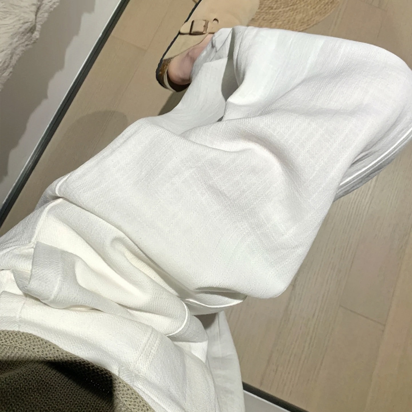 白色彎刀褲女款春裝2026新款大碼胖妹妹顯瘦褲子韓系松弛感闊腿褲