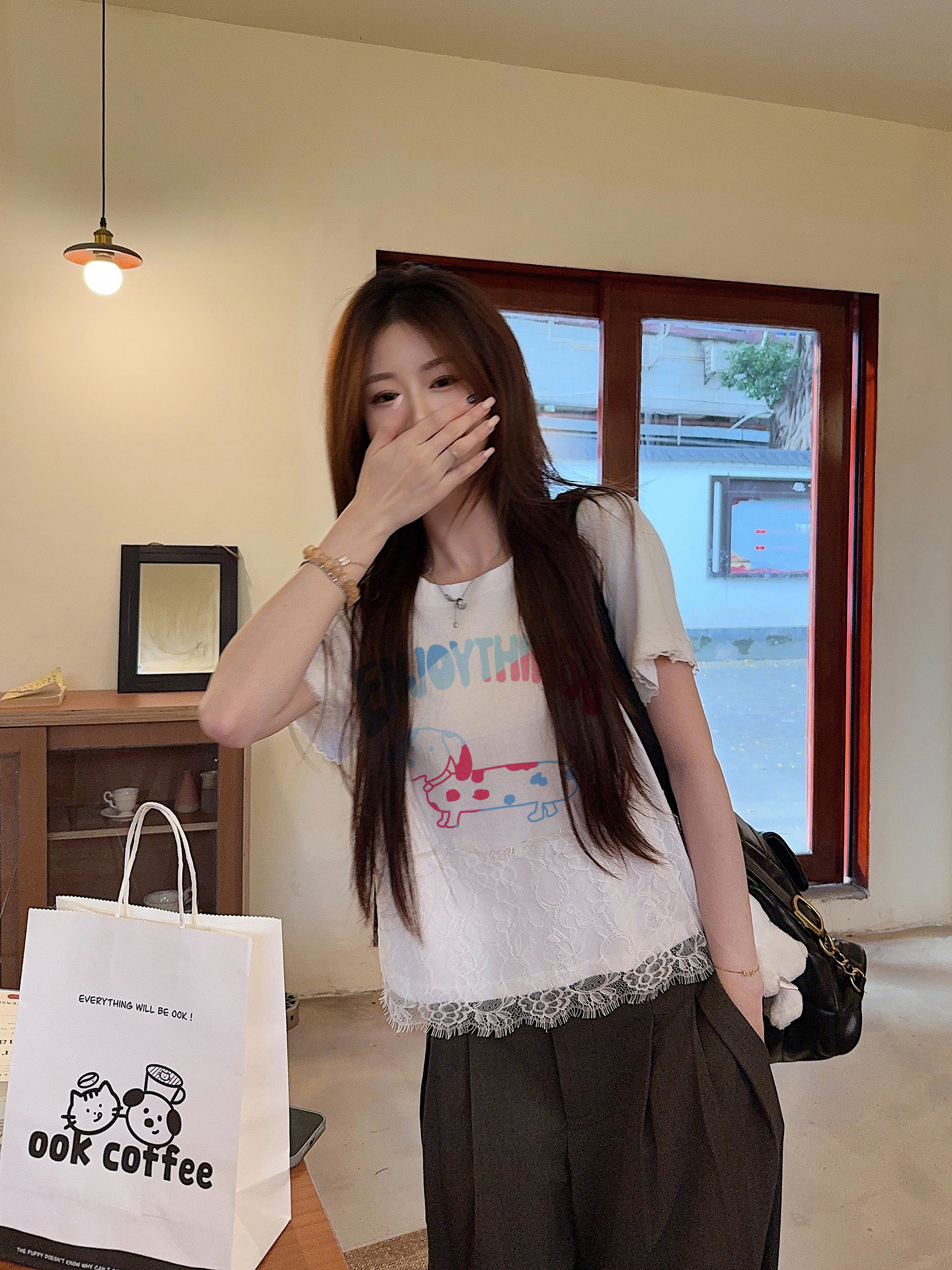 FA32891# 蕾丝拼接圆领印花正肩纯棉短袖T恤女 服裝批發女裝批發服飾貨源