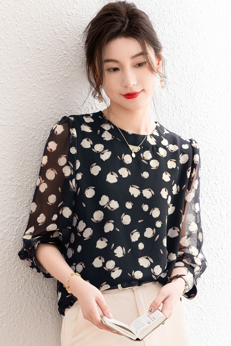 實拍 碎花雪紡衫2026春夏裝新款時尚氣質中袖小衫超仙洋氣上衣女