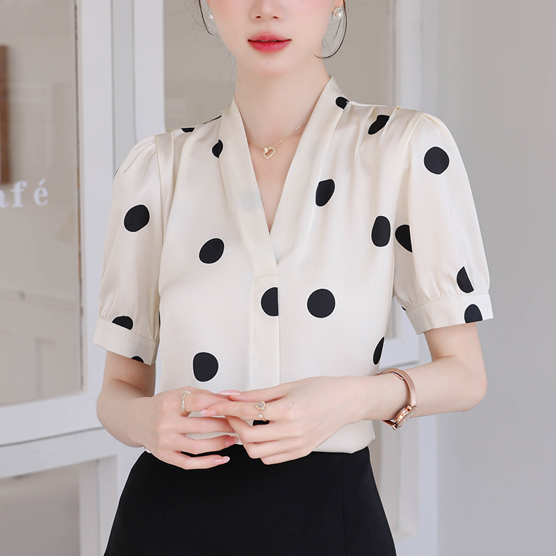 法式復古波點V領襯衫短袖女2026夏季新款玫瑰花系帶緞面通勤上衣