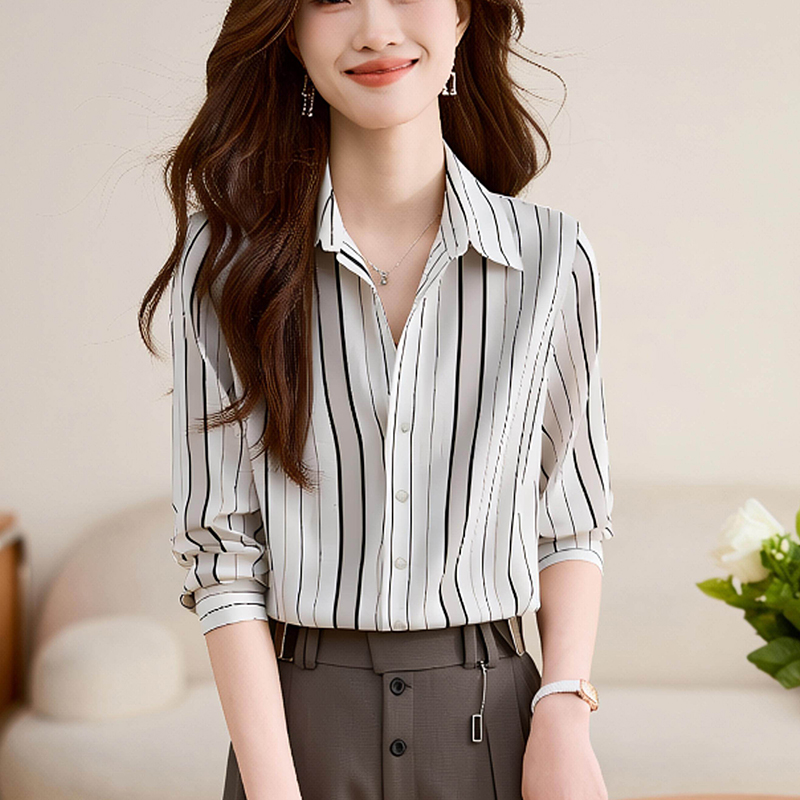 2026春秋獨特漂亮法式氣質輕熟雪紡上衣高級感海妖風通勤條紋襯衫