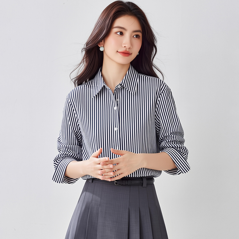 疊穿條紋襯衫女裝2026春秋新款小個子設計感長袖寬松通勤穿搭上衣