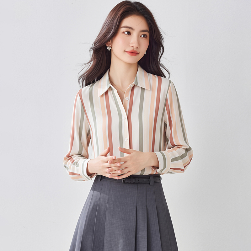 實拍 條紋襯衫上衣女長袖2026春秋設計感小眾復古緞面襯衣女顯瘦