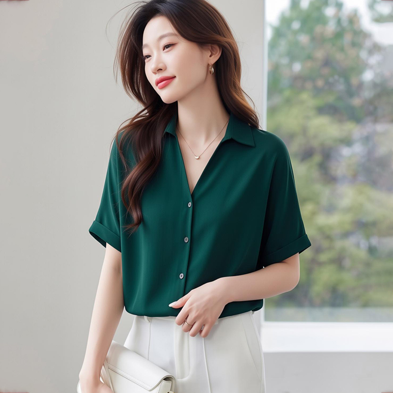 2026夏季洋氣fashion墨綠顯膚白寬松女襯衫V領顯瘦短袖上衣夏new
