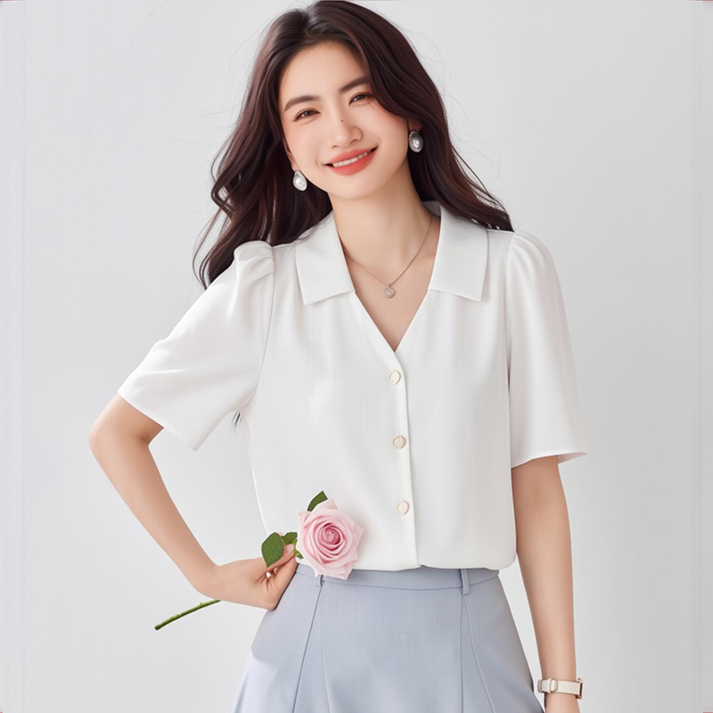 2026短袖襯衫女設計感小眾輕熟新款夏季寬松百搭法式v領雪紡上衣