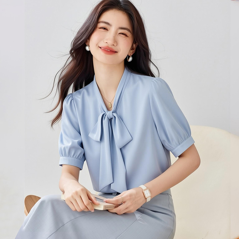 白色緞面飄帶襯衫女短袖夏季設計感小眾港風通勤職業上衣百搭系帶