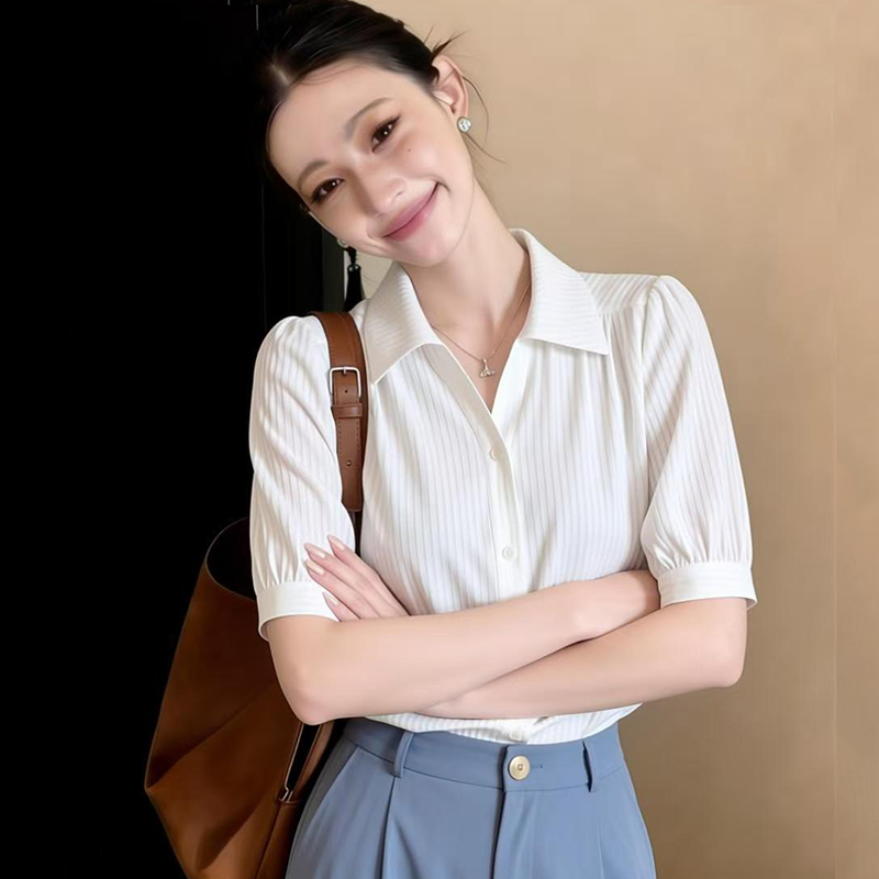 2026夏季新款垂感白色中袖襯衫女輕薄修身顯瘦OL別致女上衣短袖