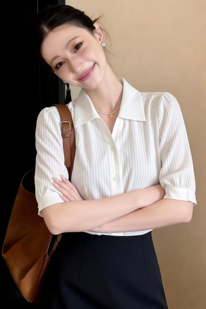 2026夏季新款垂感白色中袖襯衫女輕薄修身顯瘦OL別致女上衣短袖