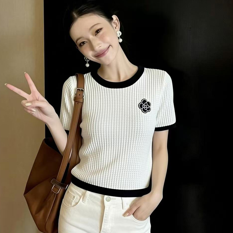 輕奢小香風2026夏新款山茶花釘珠裝飾薄款冰絲針織上衣短袖T恤女
