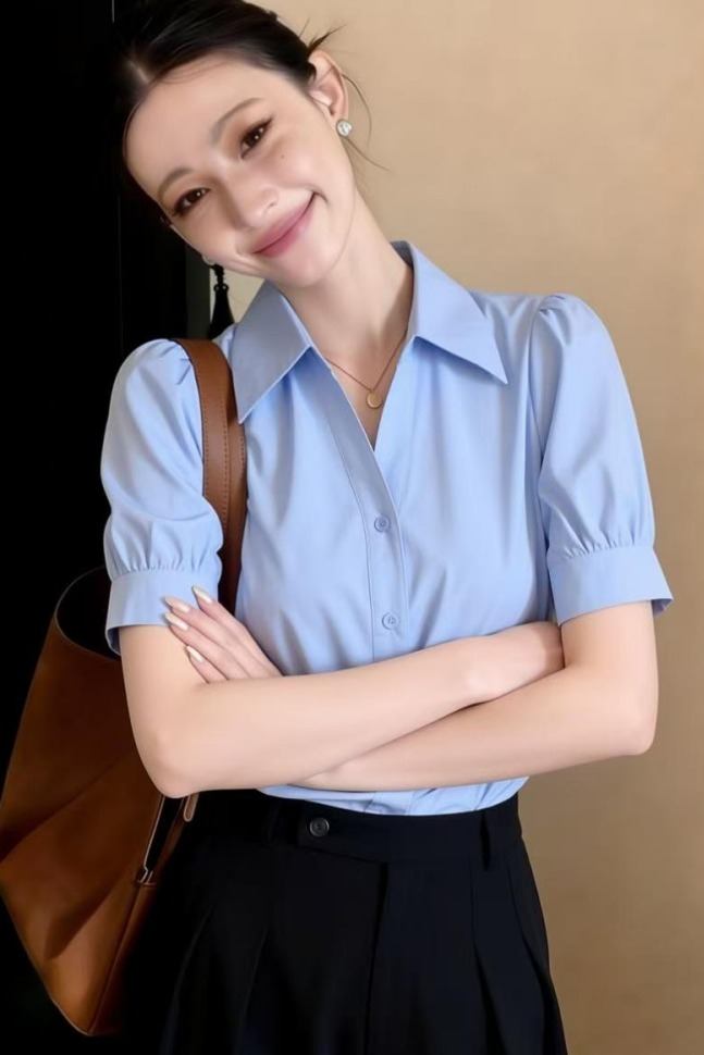 實拍 藍色短袖襯衫女夏款V領設計感小眾小個子職業通勤面試襯衣