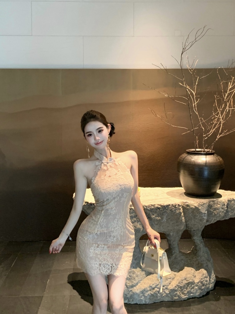 實拍實價 新中式改良蕾絲拼接通勤風盤扣掛脖連衣裙短款 有胸墊
