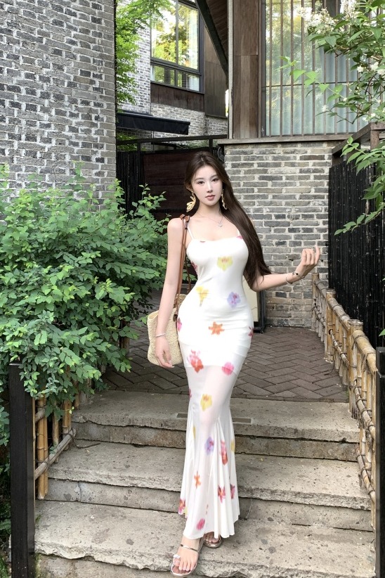 實拍實價 吊帶網紗修身顯瘦花朵印花連衣裙長款