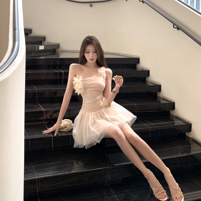 實拍實價 辣妹不對稱斜肩修身顯瘦網紗蓬蓬公主裙短款