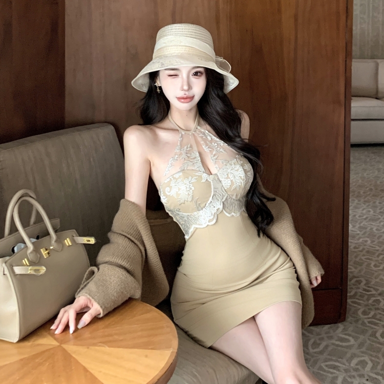 實拍實價  辣妹蕾絲拼接修身顯瘦 掛脖連衣裙短款包臀
