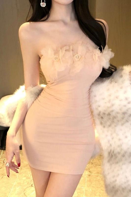 實拍實價 純欲立體花朵拼接抹胸包臀短連衣裙