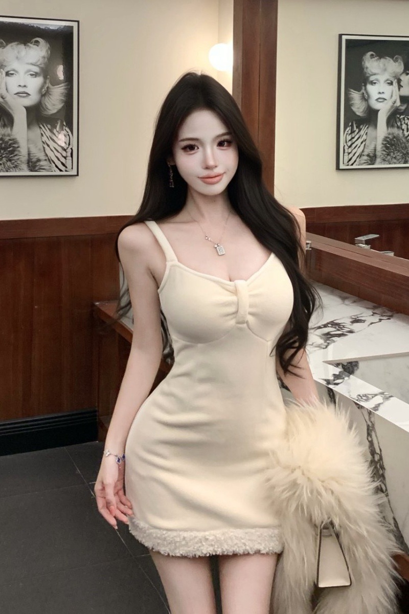 實拍實價 甜美溫柔毛絨外套性感吊帶短款連衣裙