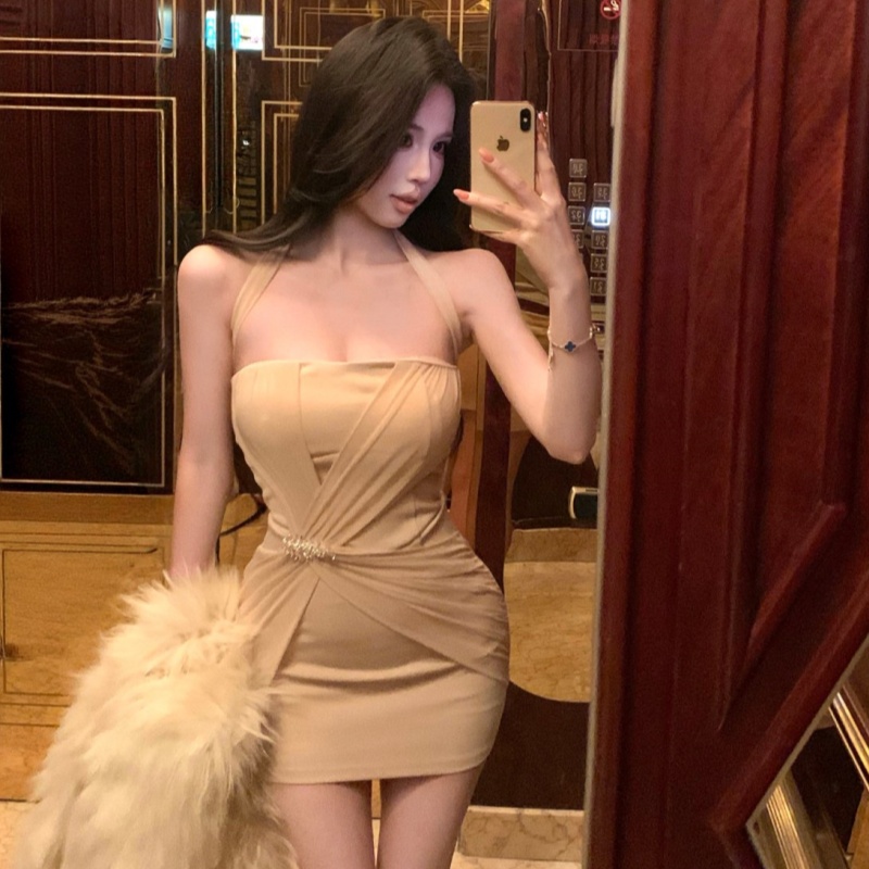實拍實價氣質御姐拼接設計抹胸包臀裙收腰性感修身掛脖連衣裙