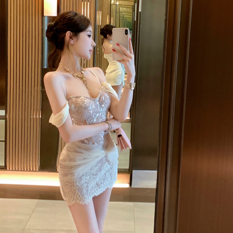 實拍實價 修身顯瘦蕾絲連衣裙 千金名媛風辣妹亮片抹胸包臀裙