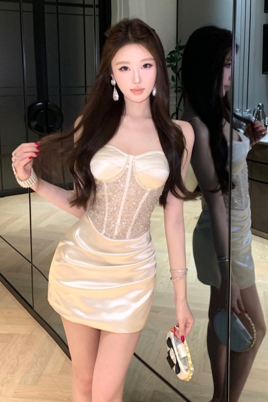 實拍實價  辣妹拼接修身顯瘦包臀連衣裙短款
