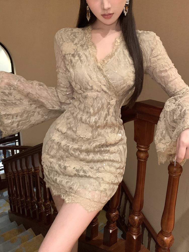 實拍實價 辣妹珠片網紗修身顯瘦長袖連衣裙短款