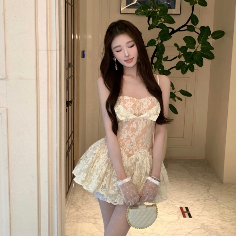 實拍實價 法式重工蕾絲抹胸連衣裙女氣質收腰顯瘦蓬蓬公主裙