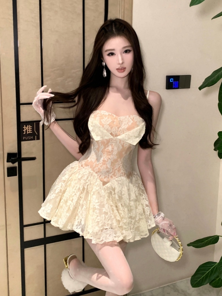實拍實價 法式重工蕾絲抹胸連衣裙女氣質收腰顯瘦蓬蓬公主裙