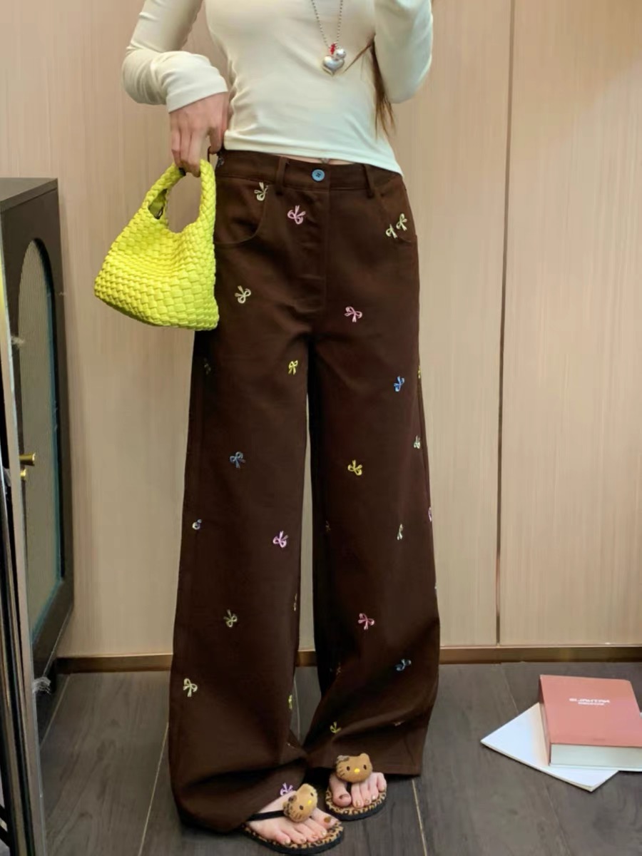 春夏新款美德拉咖色復古蝴蝶結刺繡牛仔褲女寬松顯瘦直筒闊腿長褲