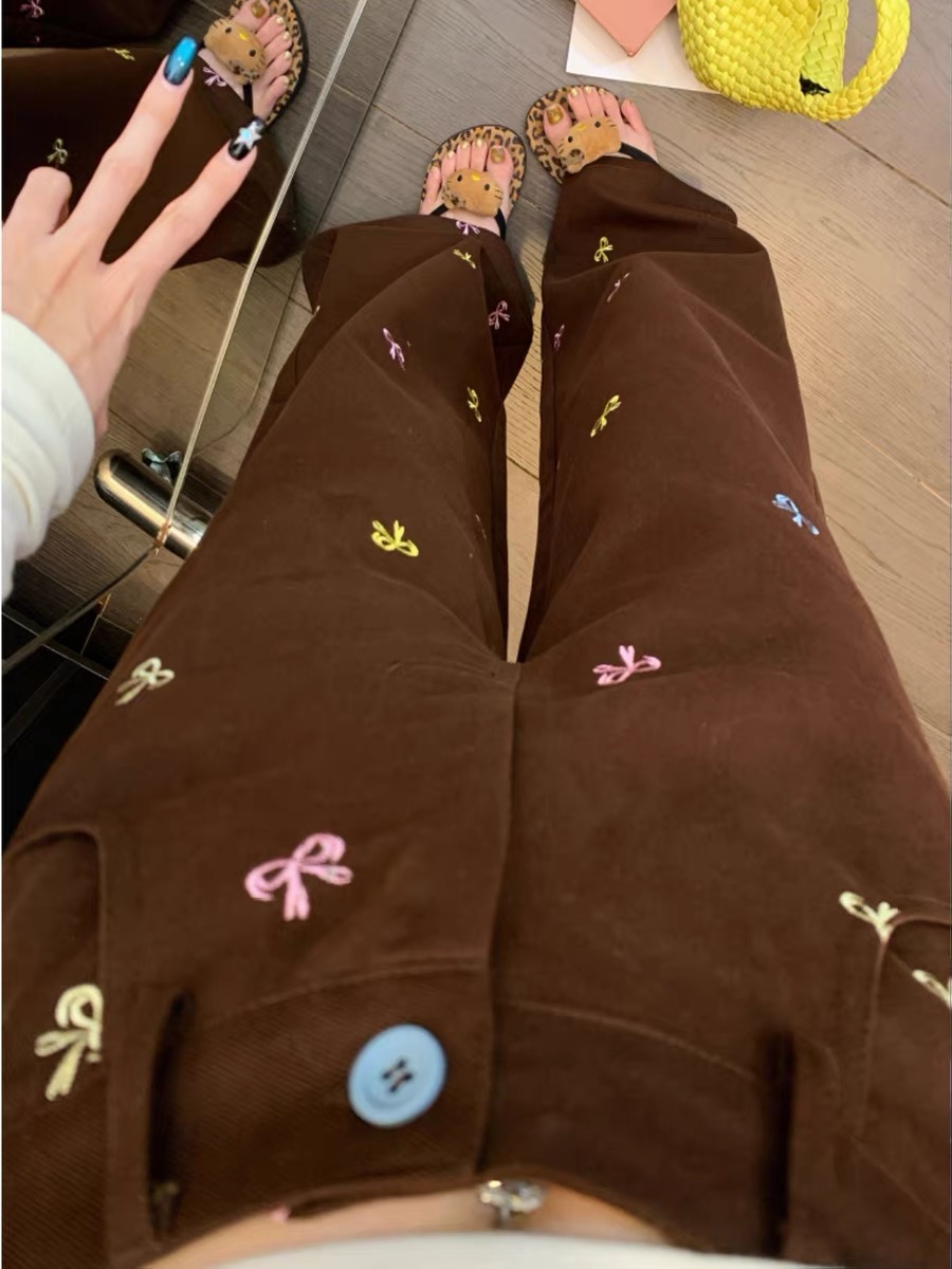 春夏新款美德拉咖色復古蝴蝶結刺繡牛仔褲女寬松顯瘦直筒闊腿長褲
